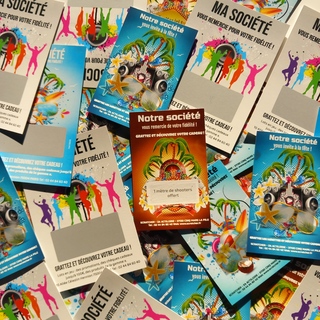 Cette collection s'adresse à tous les professionnels qui souhaitent organiser des évènements publics ou privés pour promouvoir leur entreprise ou leurs produits par le biais de soirées ou de fêtes en tout genre. Les tickets à gratter permettent de faire connaitre les entreprises ou les marques à de nouveaux clients et de les fidéliser tout en leur proposant un jeu attractif dans lequel ils se sentiront valorisés. Cette collection s'adresse à tous les professionnels qui souhaitent organiser des évènements publics ou privés pour promouvoir leur entreprise ou leurs produits par le biais de soirées ou de fêtes en tout genre. Les tickets à gratter permettent de faire connaitre les entreprises ou les marques à de nouveaux clients et de les fidéliser tout en leur proposant un jeu attractif dans lequel ils se sentiront valorisés.